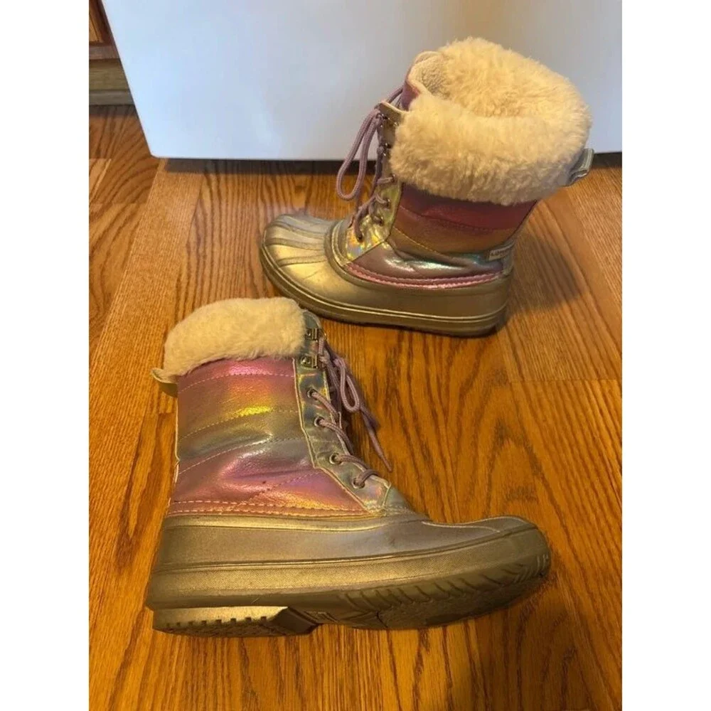 London Fog Snow Boots Size 4